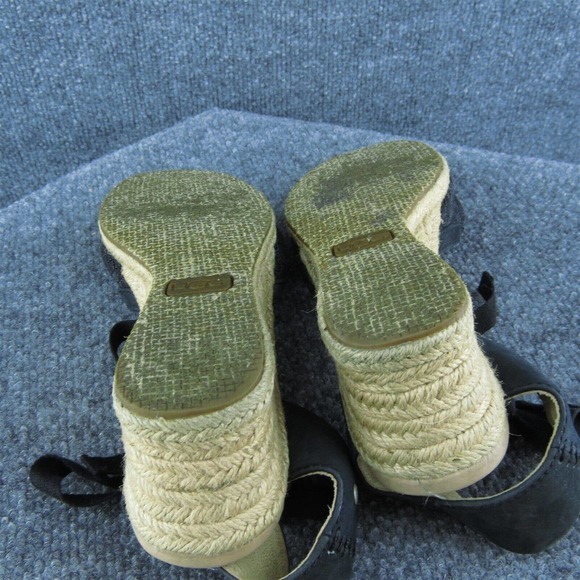 UGG Women Ankle Strap Shoes Black Leather Lace Up Size 8.5 Medium - Picture 5 of 6